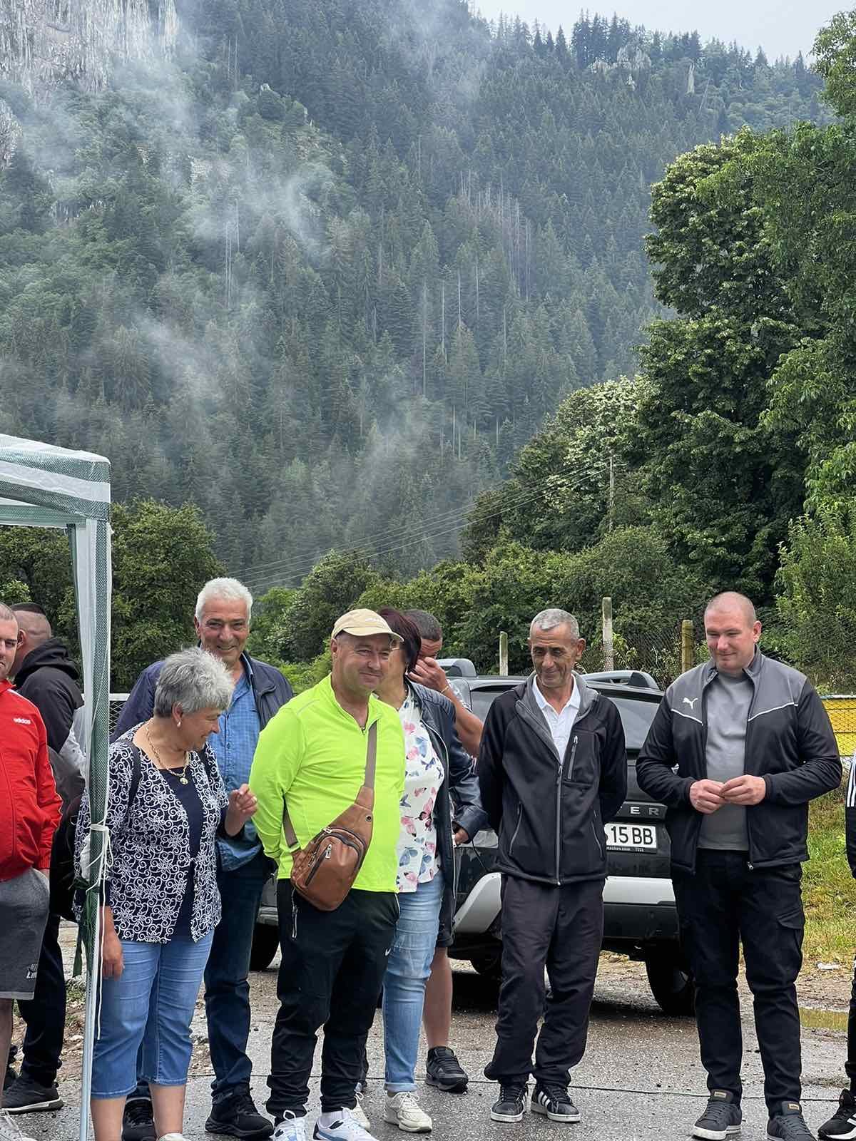 Стопани на изложението